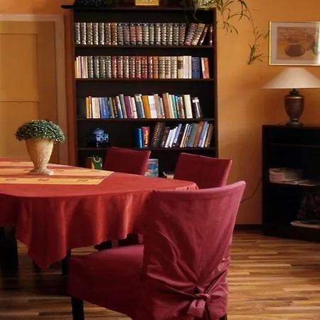 苏姆季妮科格布姆酒店